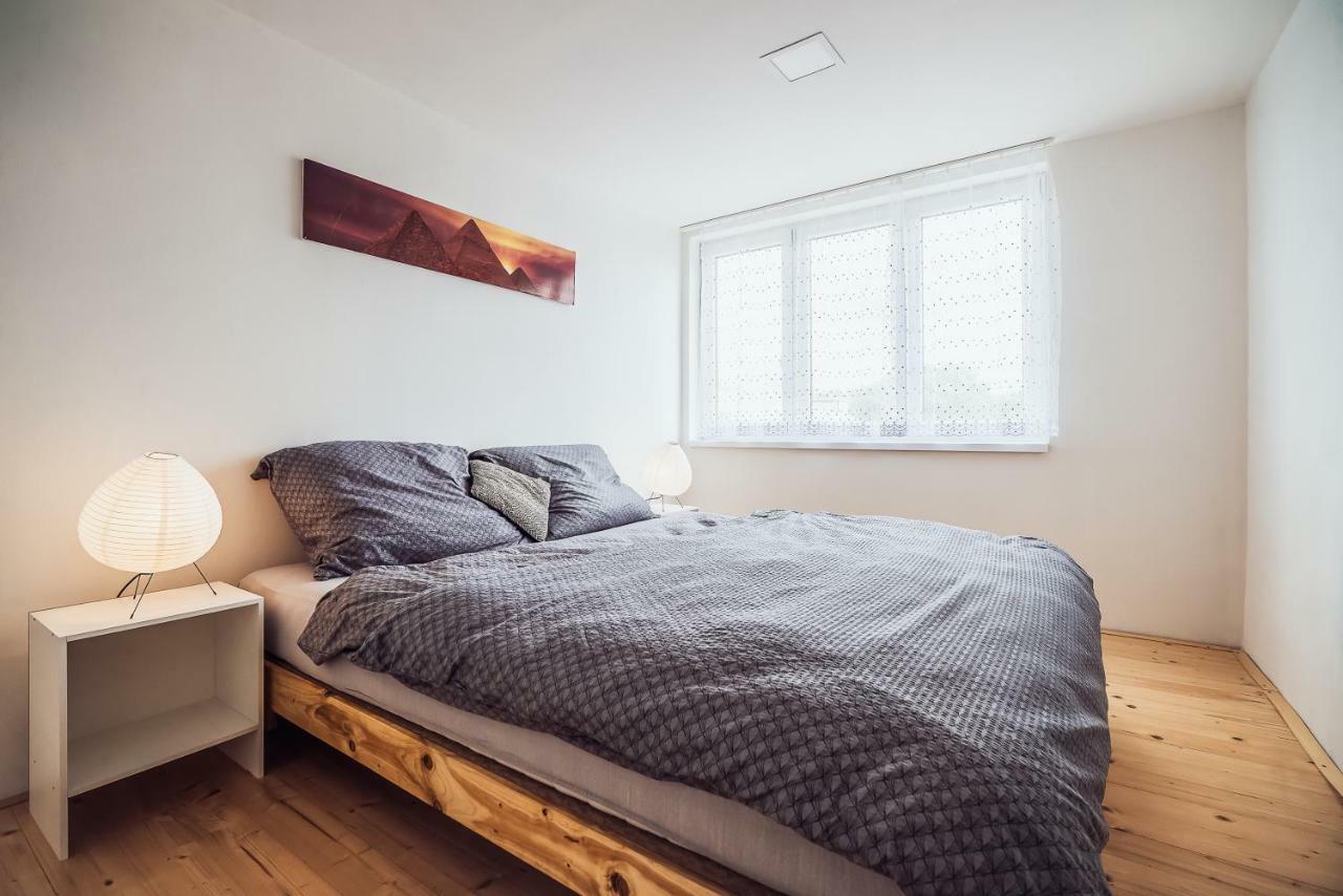 Skodova Apartments Пршеров Экстерьер фото
