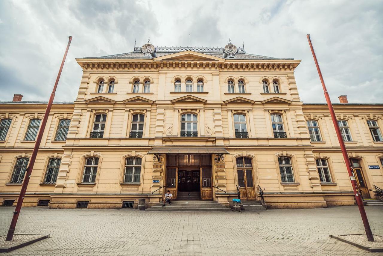 Skodova Apartments Пршеров Экстерьер фото