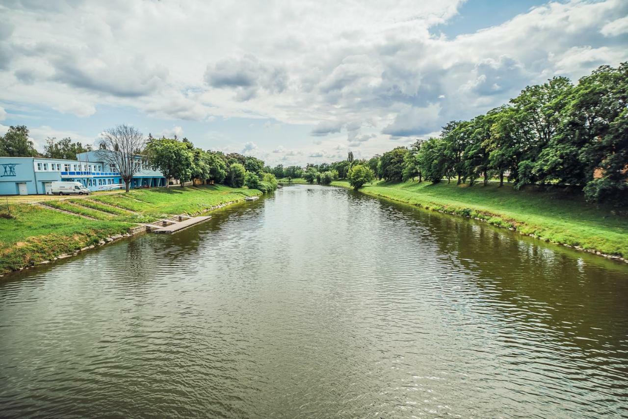 Skodova Apartments Пршеров Экстерьер фото